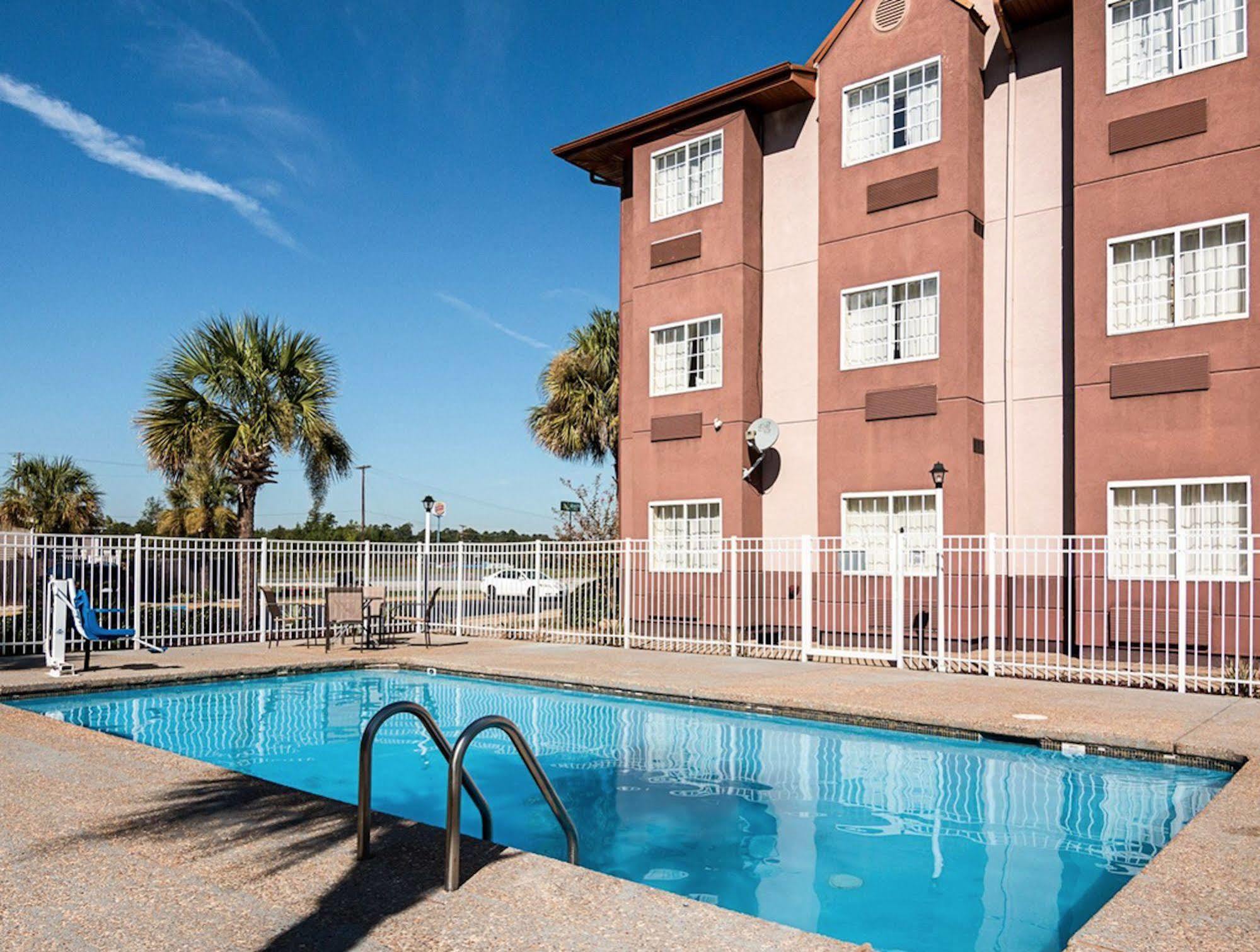 Econo Lodge Inn&Suites Natchitoches Exterior foto